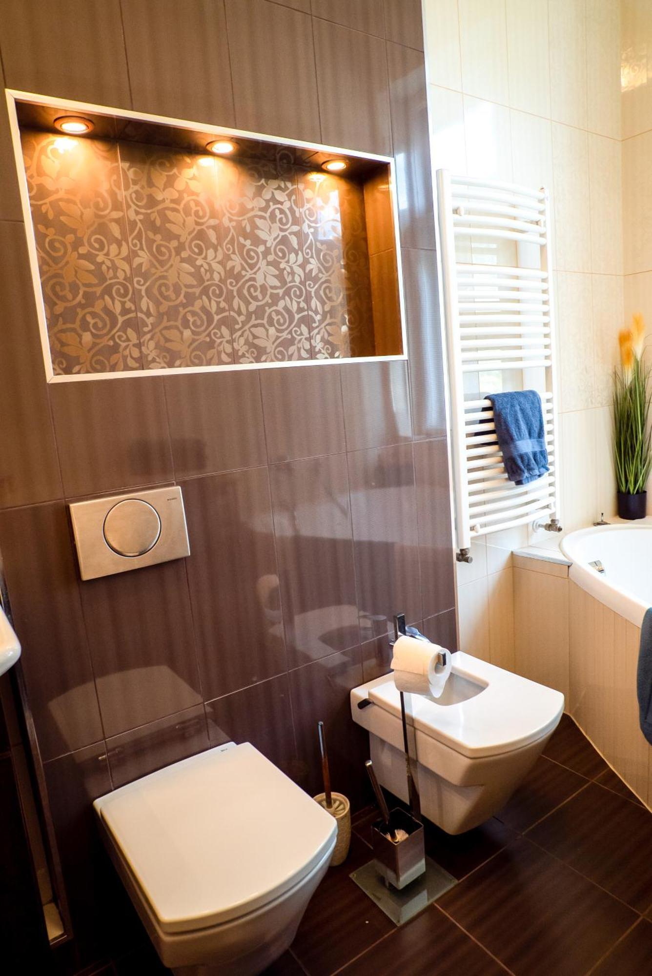 Residence Oasis Gyor Bagian luar foto